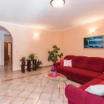 Krse V Сasa de vacaciones Premantura