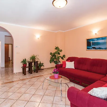 Amazing Home In Pula With House Sea View Holiday home Premantura