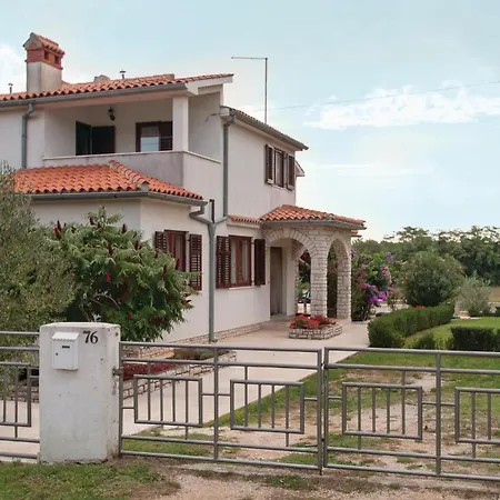 Amazing Home In Pula With House Sea View